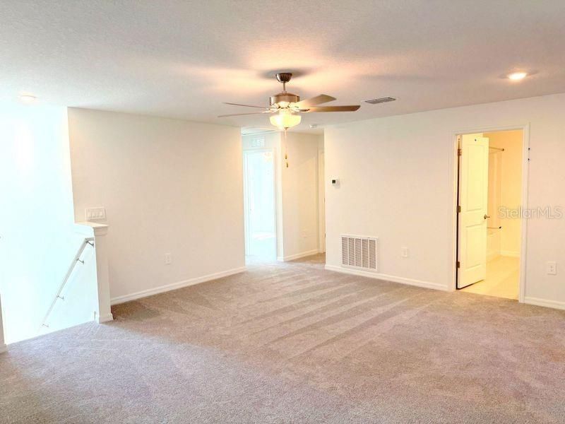 В аренду: $2,550 (5 спален, 2 ванн, 2251 Квадратных фут)