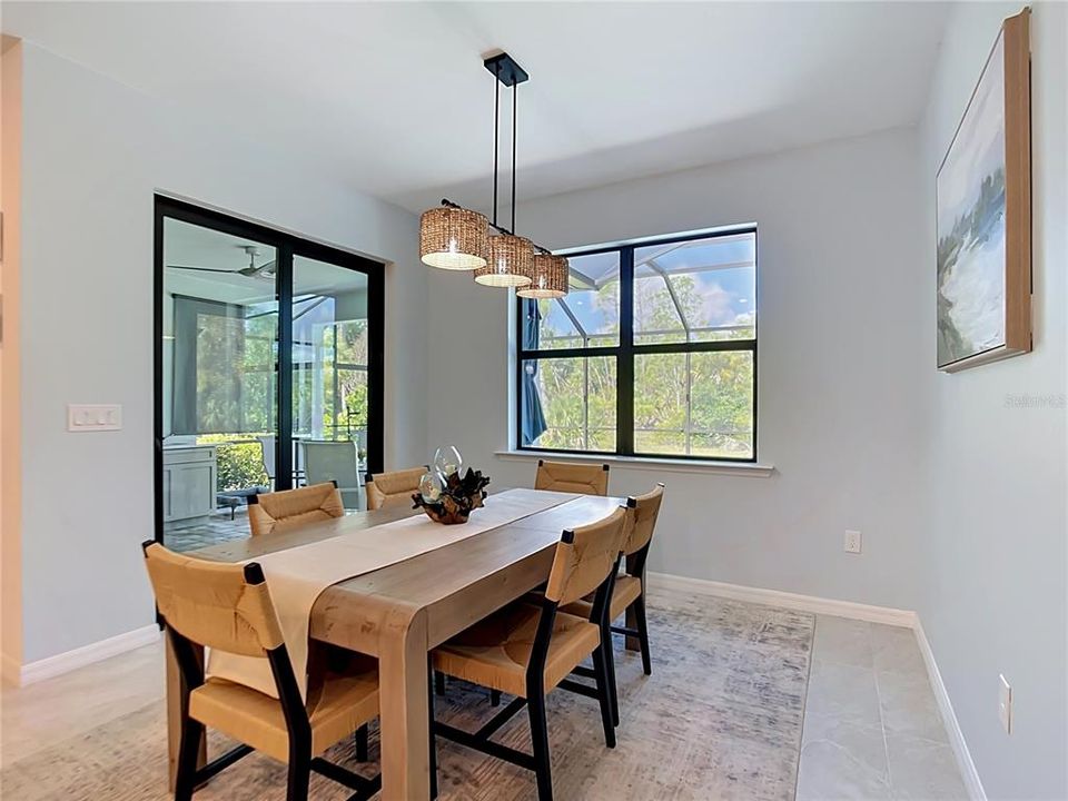 For Sale: $424,000 (3 beds, 2 baths, 1661 Square Feet)