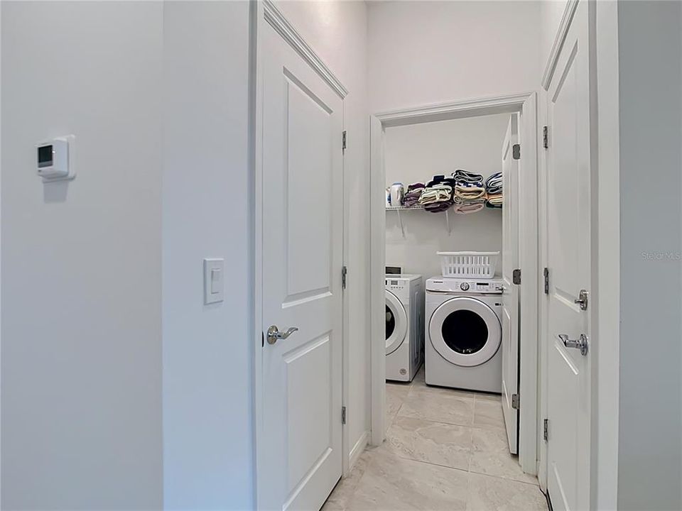 For Sale: $424,000 (3 beds, 2 baths, 1661 Square Feet)