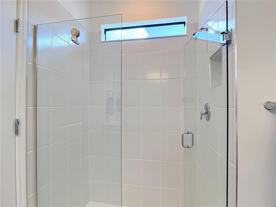 For Sale: $424,000 (3 beds, 2 baths, 1661 Square Feet)