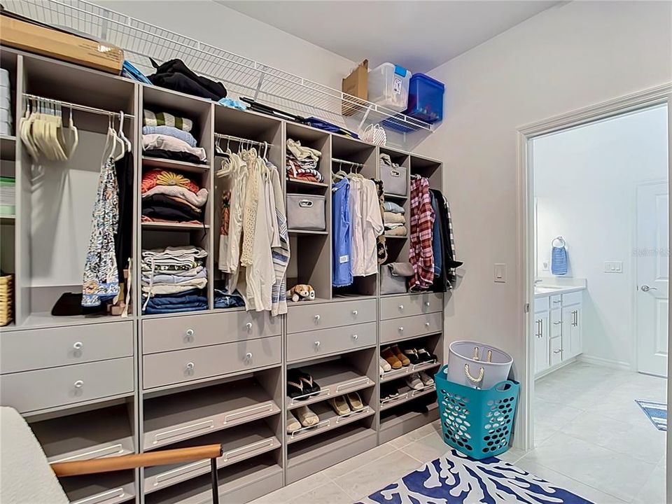 For Sale: $424,000 (3 beds, 2 baths, 1661 Square Feet)