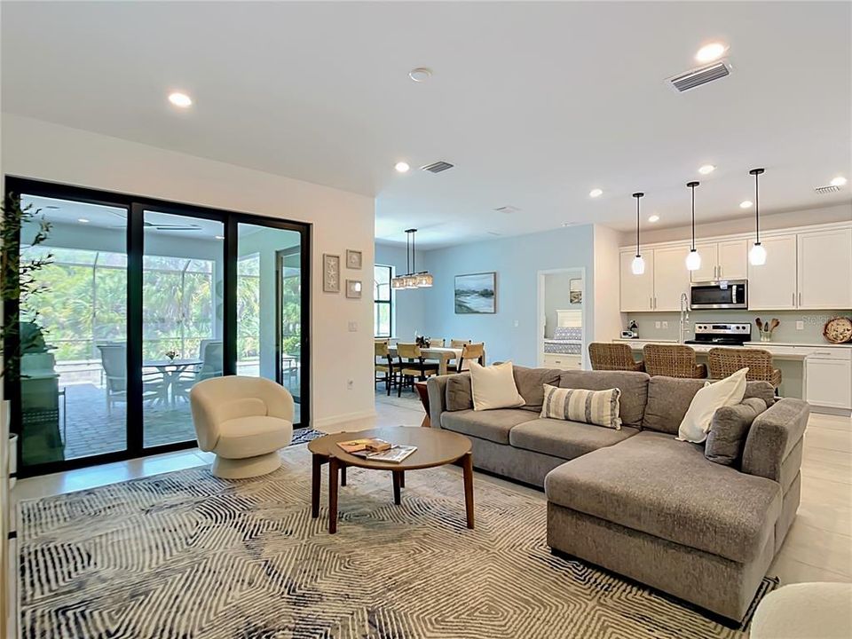 For Sale: $424,000 (3 beds, 2 baths, 1661 Square Feet)