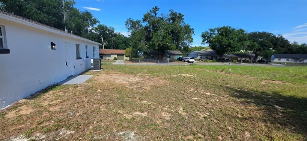 For Sale: $289,000 (3 beds, 2 baths, 1200 Square Feet)