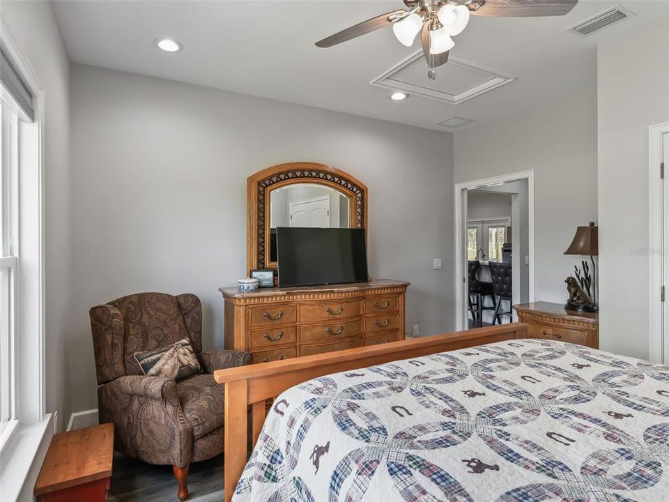 For Sale: $595,000 (3 beds, 2 baths, 1485 Square Feet)