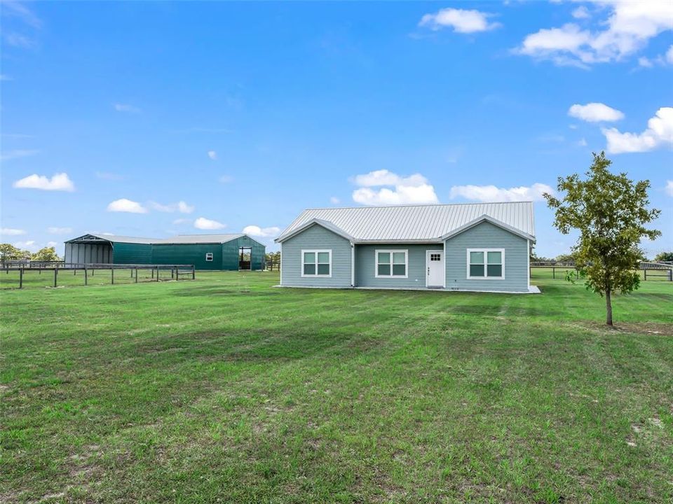 For Sale: $595,000 (3 beds, 2 baths, 1485 Square Feet)