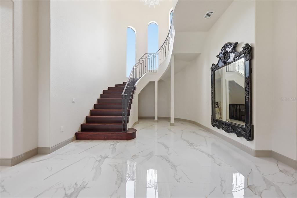En Venta: $3,800,000 (5 camas, 5 baños, 7120 Pies cuadrados)