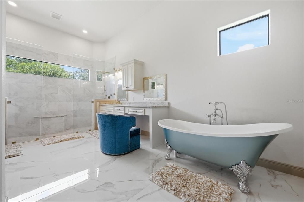 En Venta: $3,800,000 (5 camas, 5 baños, 7120 Pies cuadrados)