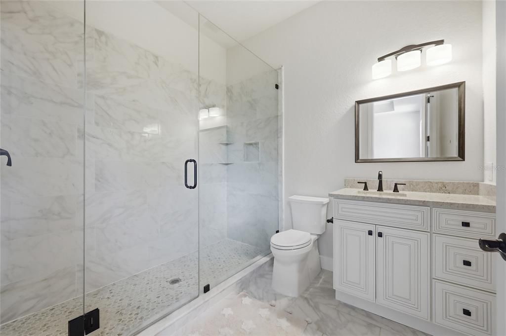 En Venta: $3,800,000 (5 camas, 5 baños, 7120 Pies cuadrados)