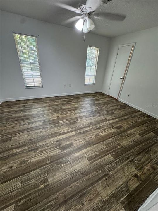 For Rent: $999 (1 beds, 1 baths, 775 Square Feet)