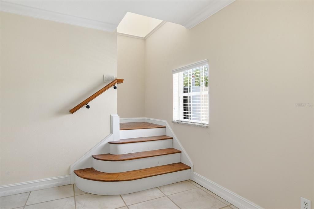 For Sale: $1,100,000 (4 beds, 3 baths, 3670 Square Feet)