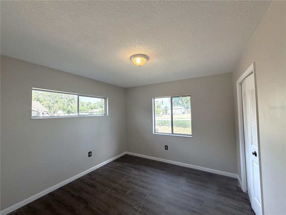 Active With Contract: $1,795 (3 beds, 2 baths, 1486 Square Feet)