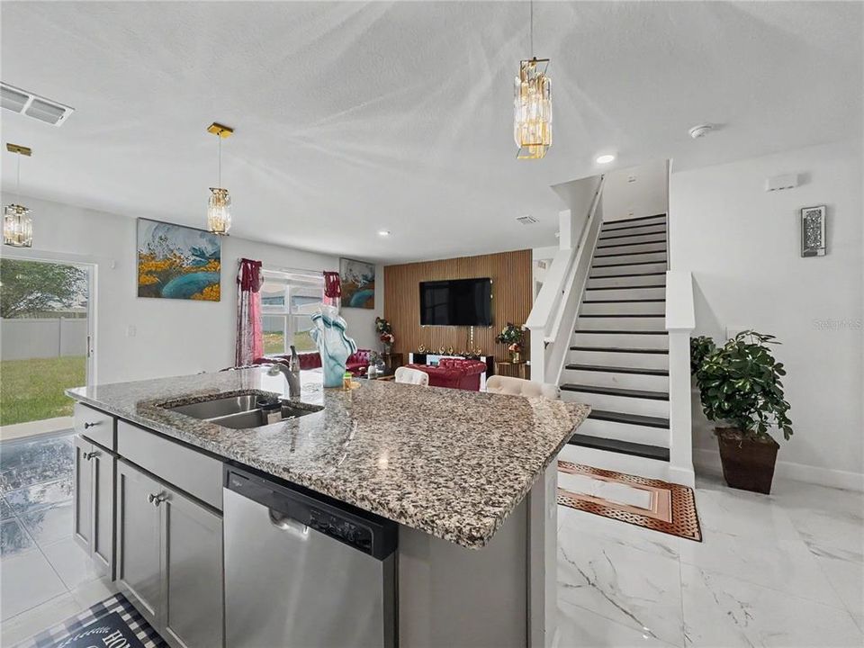 For Rent: $3,700 (5 beds, 3 baths, 2696 Square Feet)