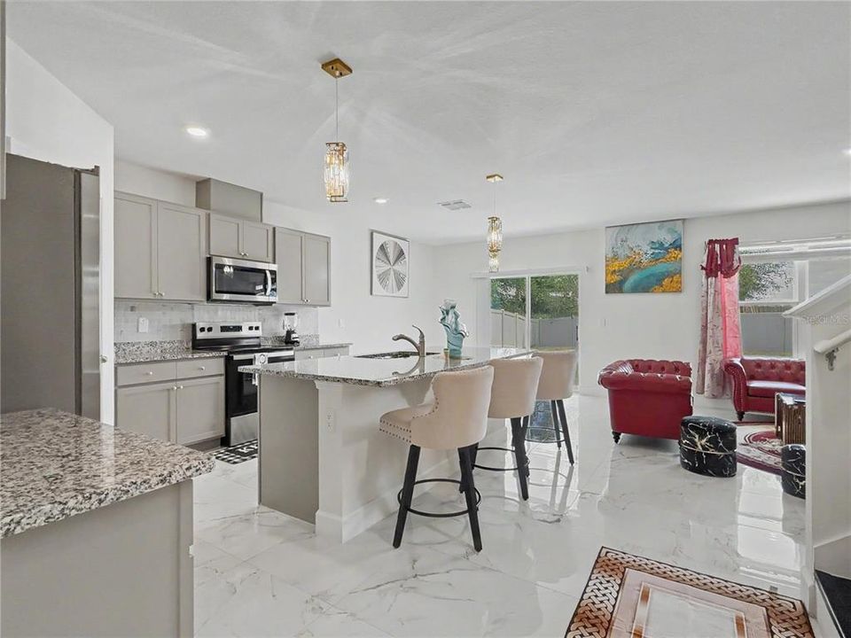 For Rent: $3,700 (5 beds, 3 baths, 2696 Square Feet)