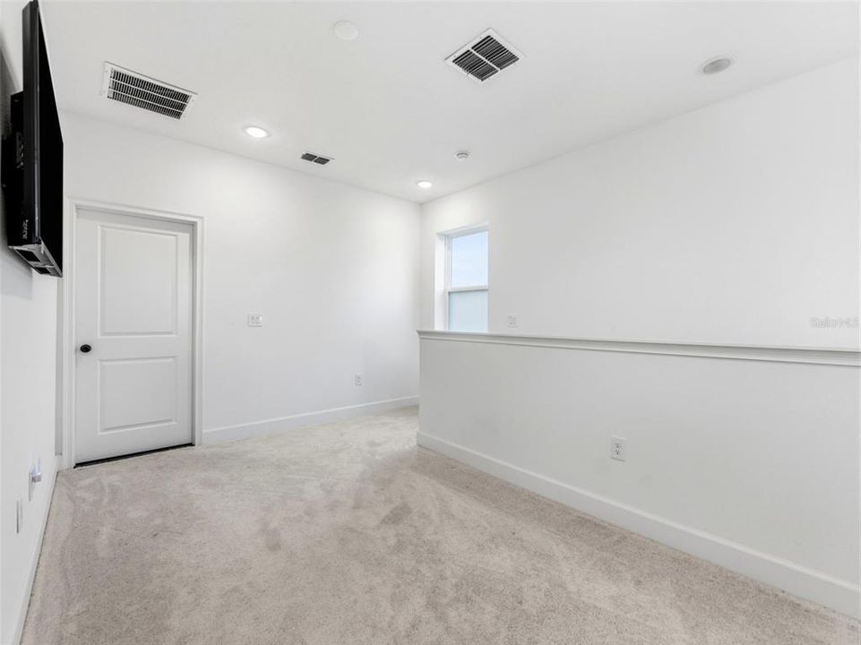 En Venta: $564,999 (4 camas, 3 baños, 2273 Pies cuadrados)