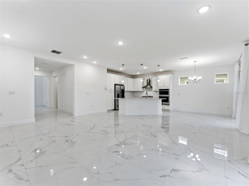 En Venta: $564,999 (4 camas, 3 baños, 2273 Pies cuadrados)