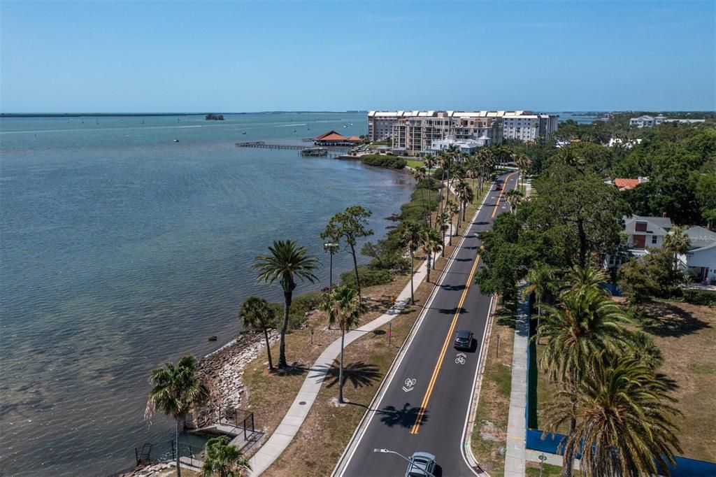 待售: $549,000 (0.23 acres)