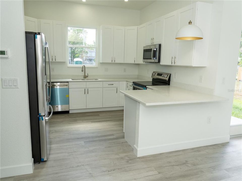 For Sale: $429,900 (3 beds, 2 baths, 1614 Square Feet)