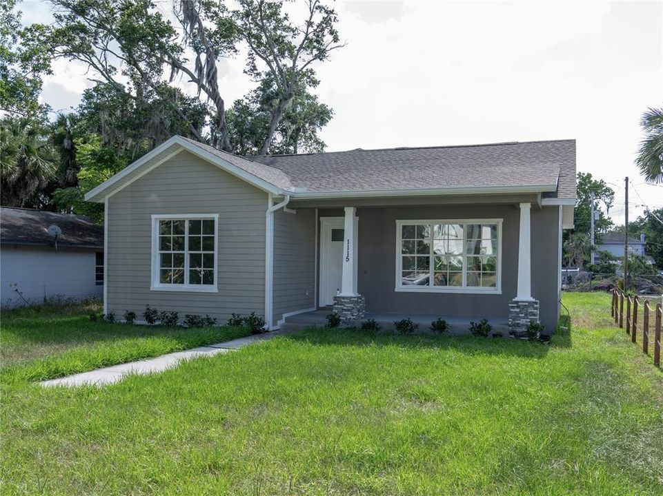 For Sale: $429,900 (3 beds, 2 baths, 1614 Square Feet)