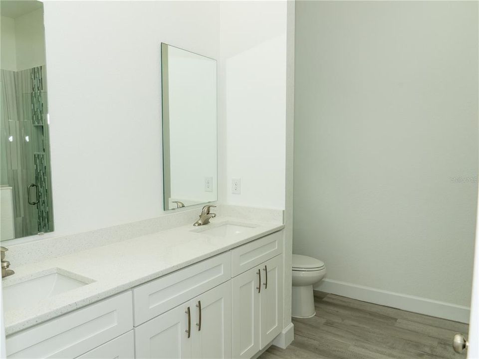For Sale: $429,900 (3 beds, 2 baths, 1614 Square Feet)