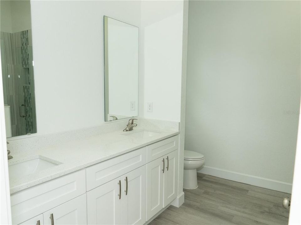 For Sale: $429,900 (3 beds, 2 baths, 1614 Square Feet)