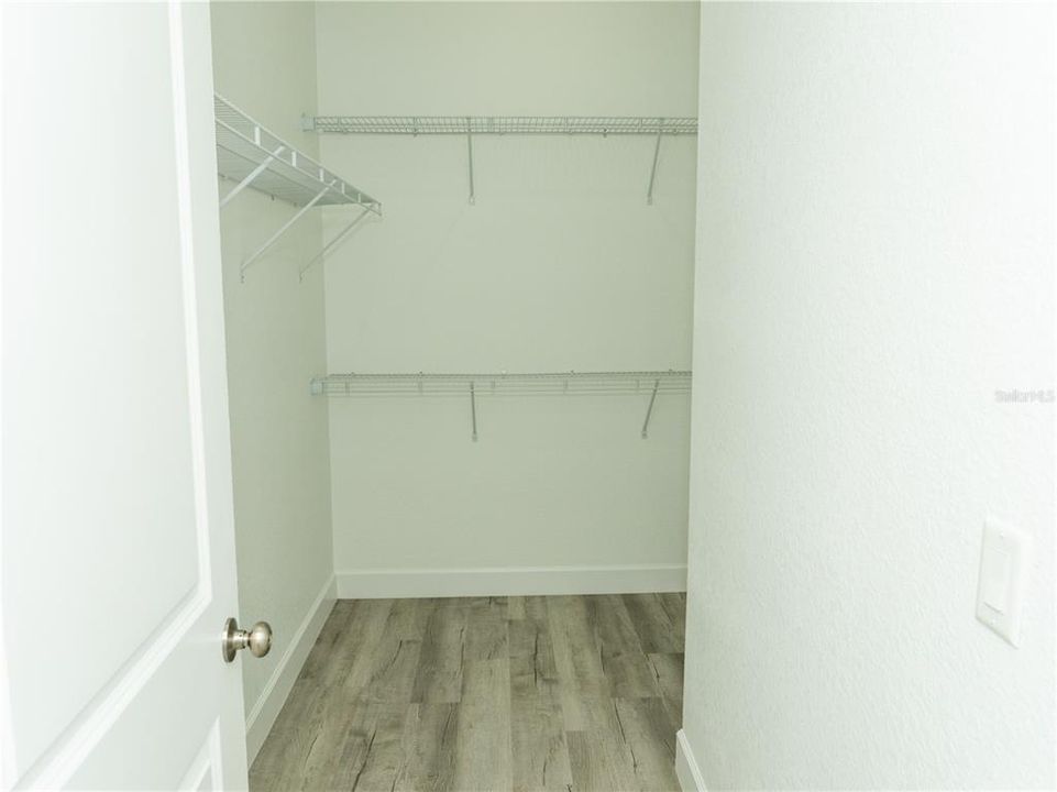 For Sale: $429,900 (3 beds, 2 baths, 1614 Square Feet)