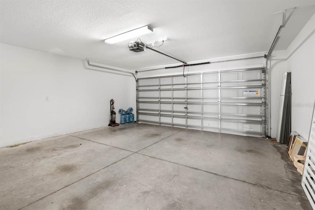 На продажу: $335,000 (4 спален, 2 ванн, 1841 Квадратных фут)