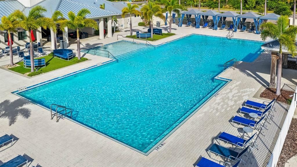 На продажу: $335,000 (4 спален, 2 ванн, 1841 Квадратных фут)