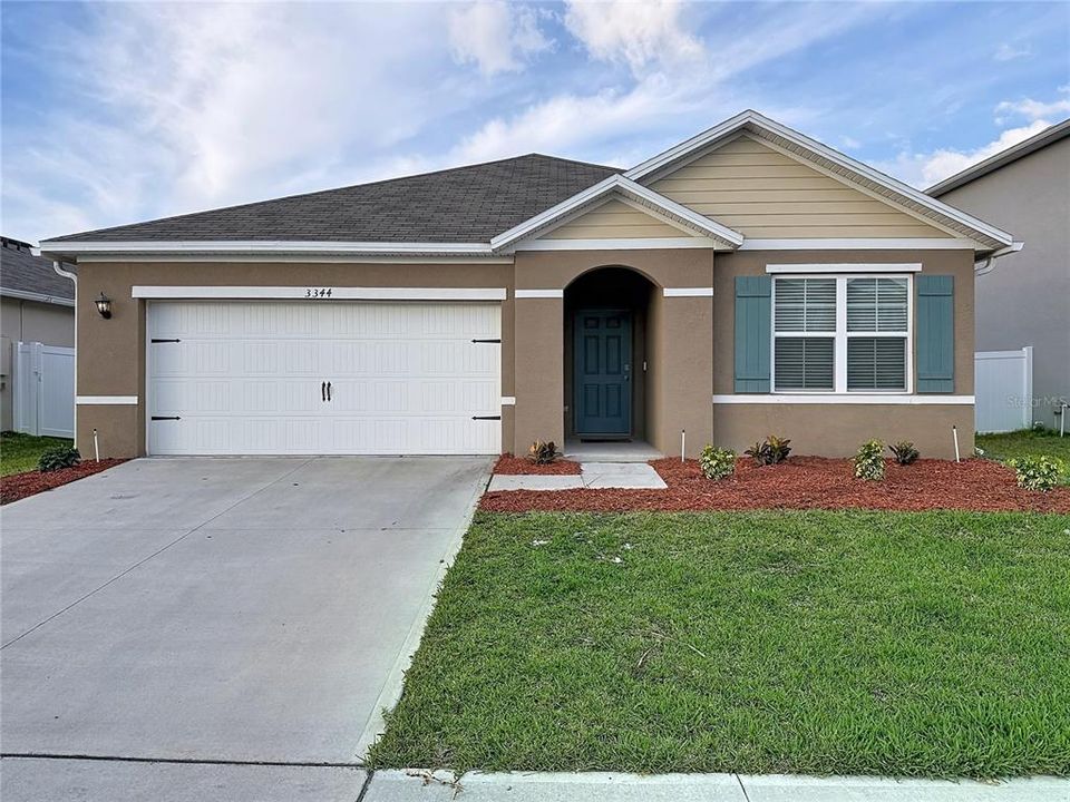 For Rent: $2,000 (3 beds, 2 baths, 1685 Square Feet)