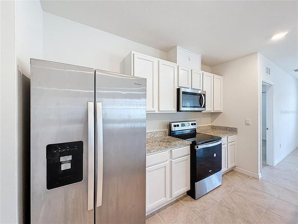 For Rent: $2,000 (3 beds, 2 baths, 1685 Square Feet)