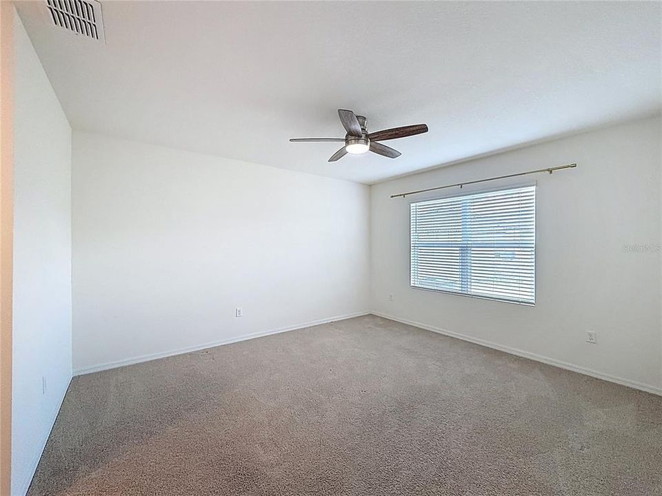 For Rent: $2,000 (3 beds, 2 baths, 1685 Square Feet)