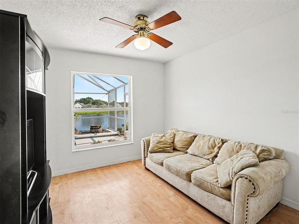 Active With Contract: $389,999 (4 beds, 2 baths, 1759 Square Feet)
