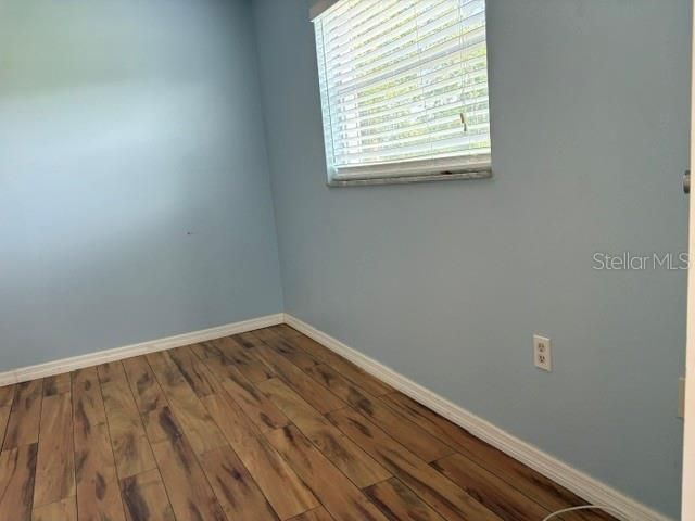 For Sale: $74,900 (1 beds, 1 baths, 800 Square Feet)