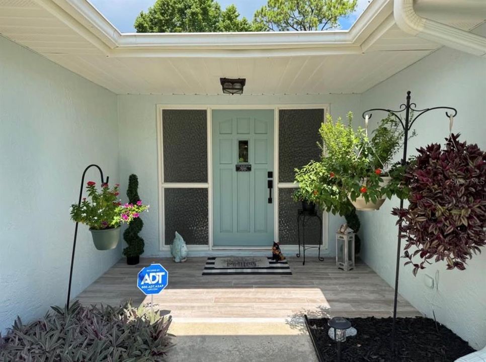 For Rent: $2,100 (2 beds, 2 baths, 1510 Square Feet)