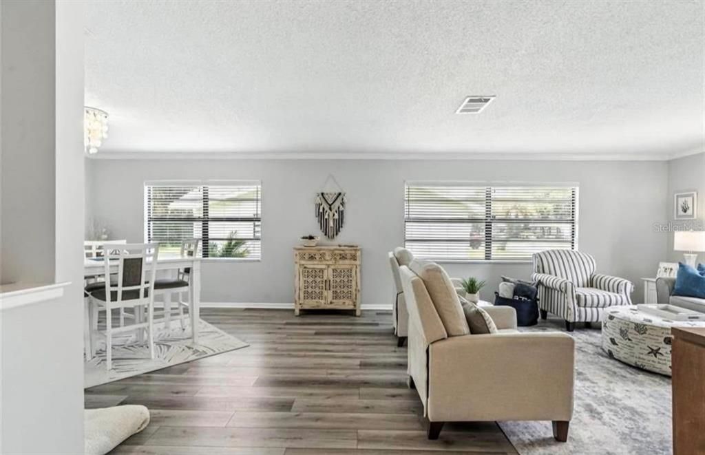 For Rent: $2,100 (2 beds, 2 baths, 1510 Square Feet)