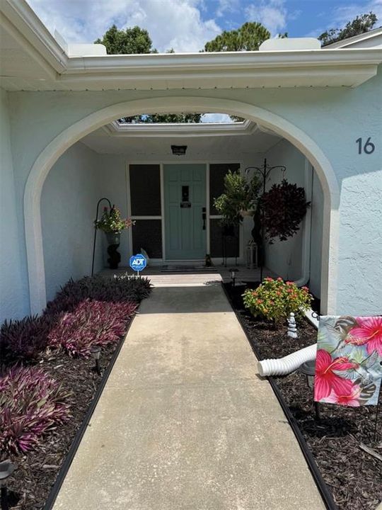 For Rent: $2,100 (2 beds, 2 baths, 1510 Square Feet)