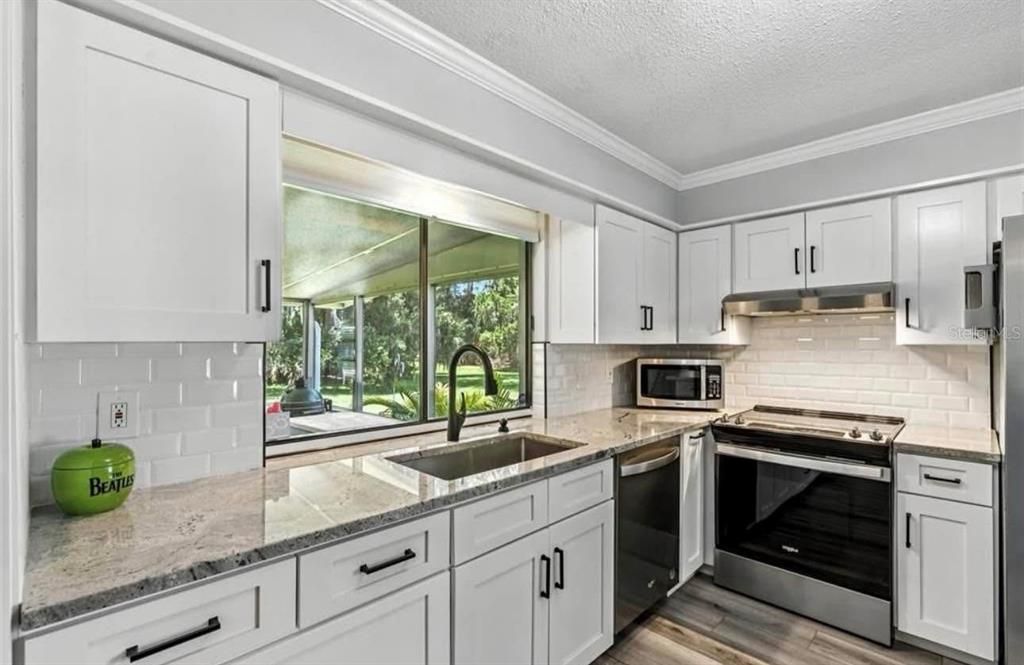 For Rent: $2,100 (2 beds, 2 baths, 1510 Square Feet)