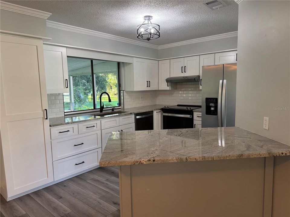 For Rent: $2,100 (2 beds, 2 baths, 1510 Square Feet)