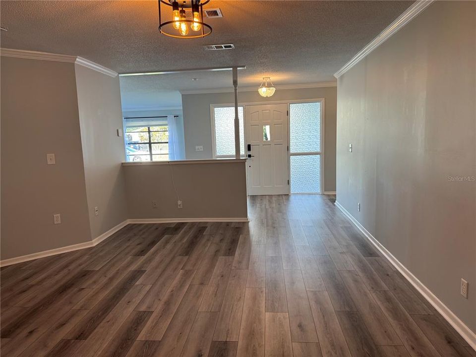 For Rent: $2,100 (2 beds, 2 baths, 1510 Square Feet)