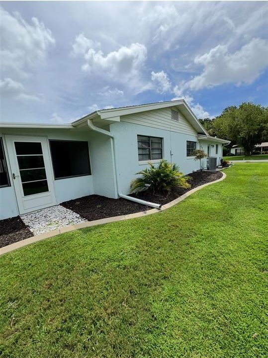 For Rent: $2,100 (2 beds, 2 baths, 1510 Square Feet)