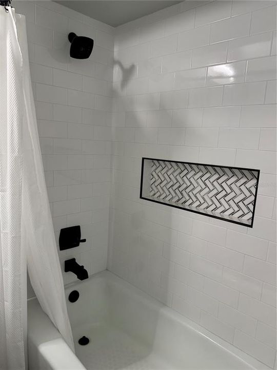 For Rent: $2,100 (2 beds, 2 baths, 1510 Square Feet)
