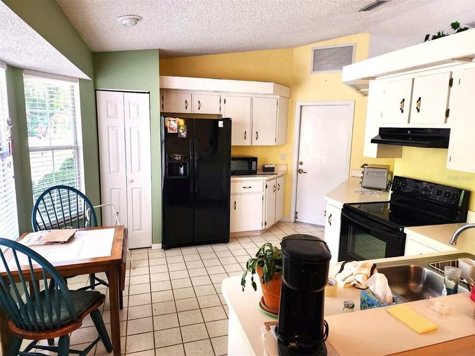 For Sale: $220,000 (2 beds, 2 baths, 1505 Square Feet)