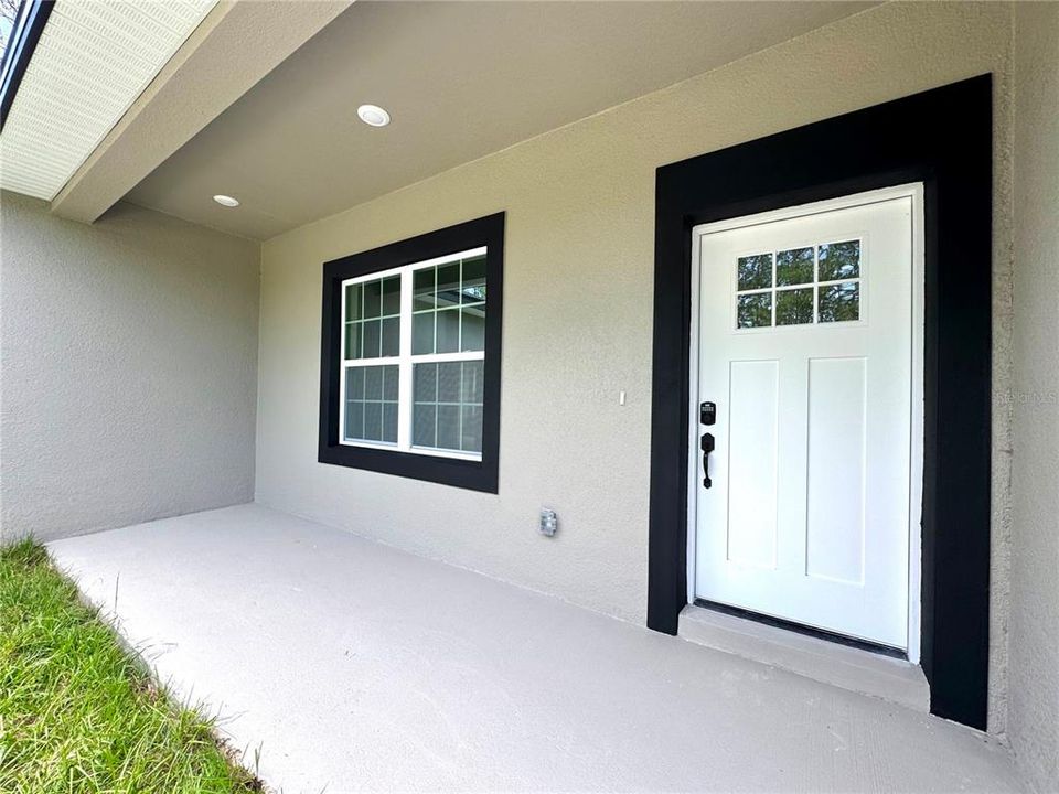 For Sale: $259,990 (3 beds, 2 baths, 1376 Square Feet)