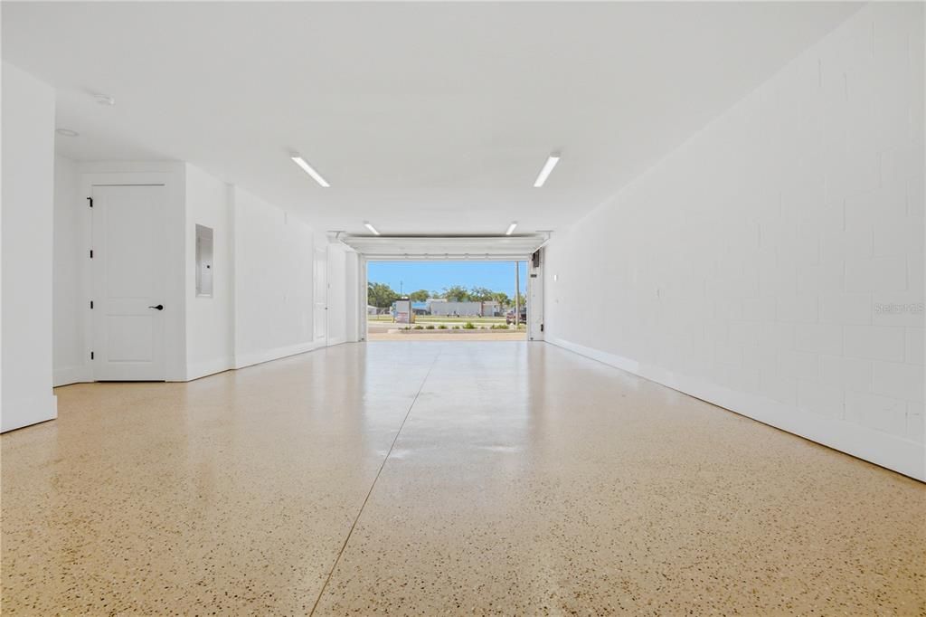 В аренду: $5,500 (3 спален, 2 ванн, 2615 Квадратных фут)