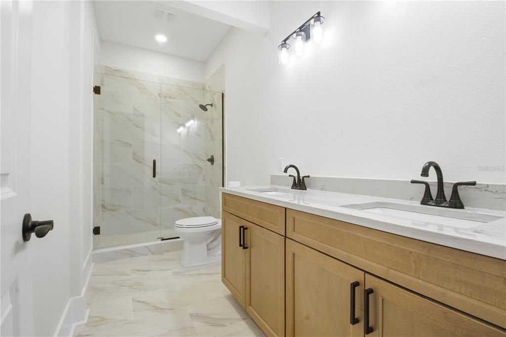 В аренду: $5,500 (3 спален, 2 ванн, 2615 Квадратных фут)