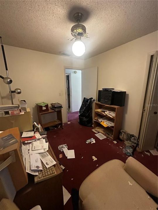 Activo con contrato: $222,000 (3 camas, 1 baños, 980 Pies cuadrados)