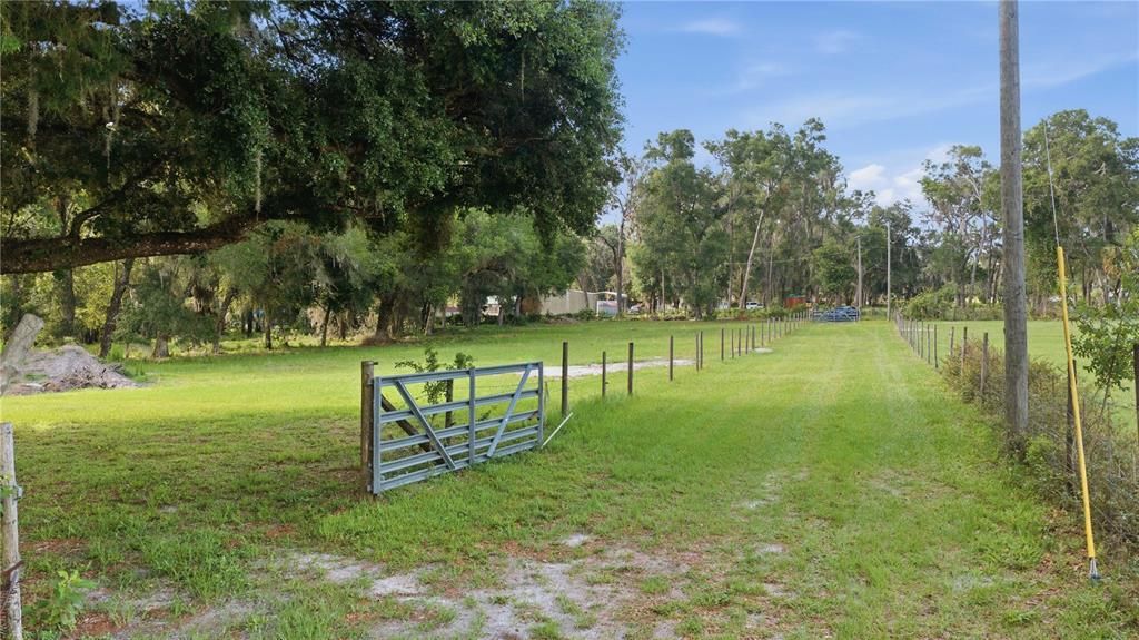 En Venta: $800,000 (2 camas, 2 baños, 1391 Pies cuadrados)