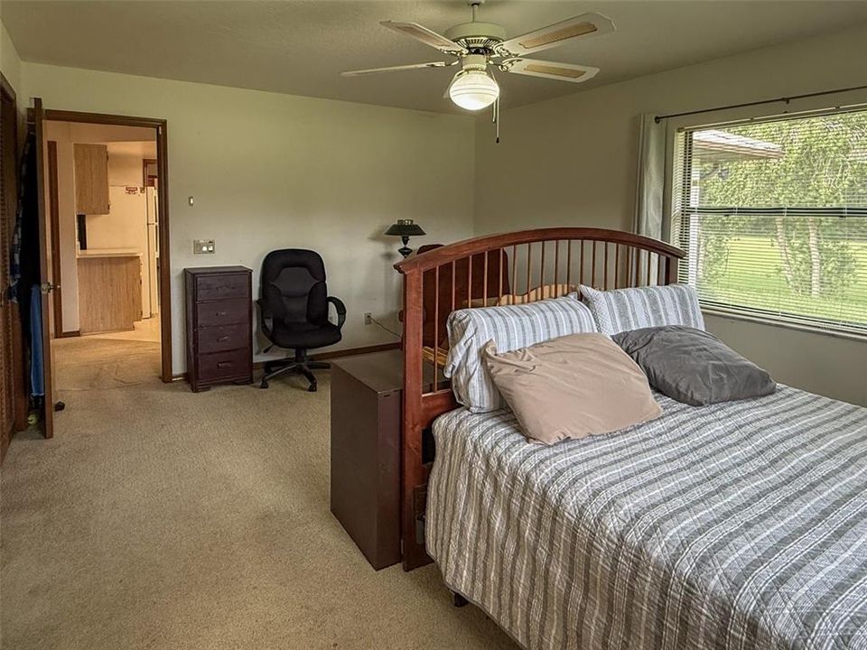 For Sale: $800,000 (2 beds, 2 baths, 1391 Square Feet)