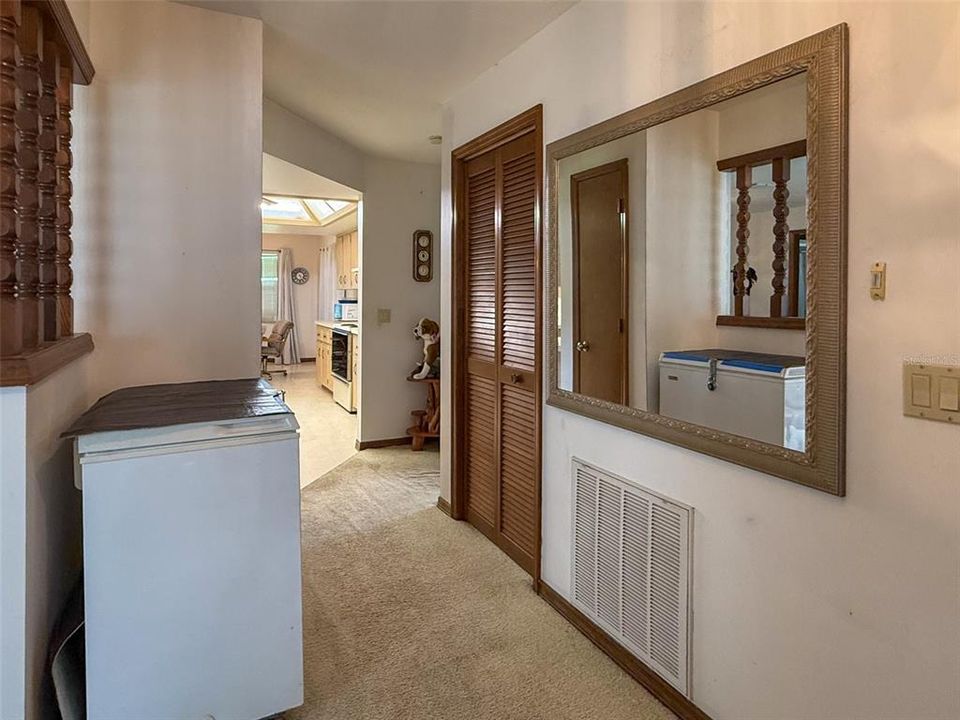 For Sale: $800,000 (2 beds, 2 baths, 1391 Square Feet)