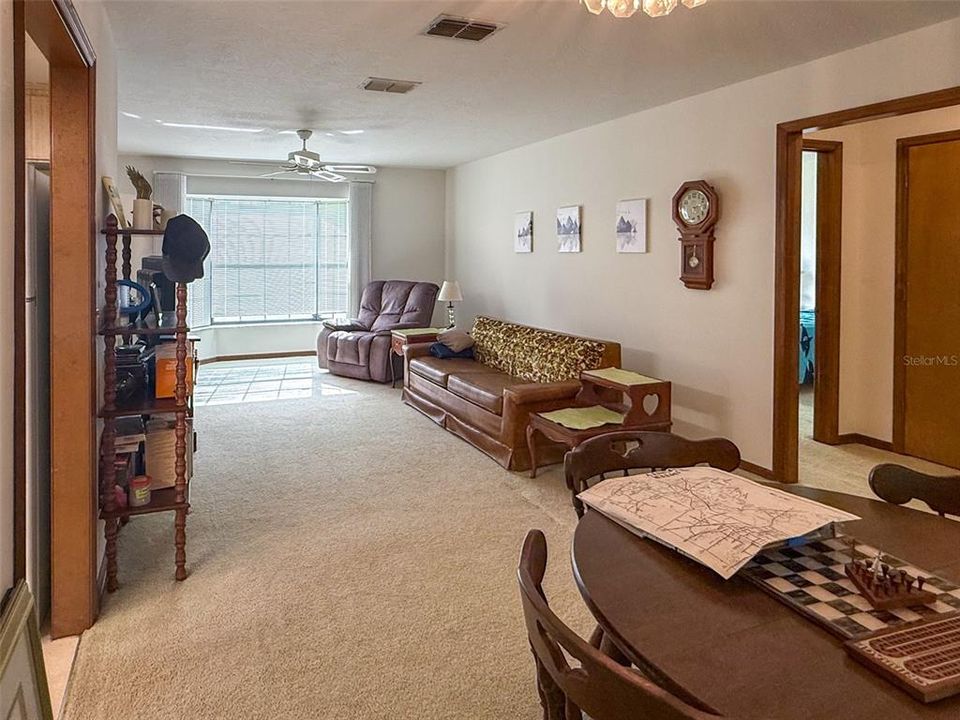 For Sale: $800,000 (2 beds, 2 baths, 1391 Square Feet)