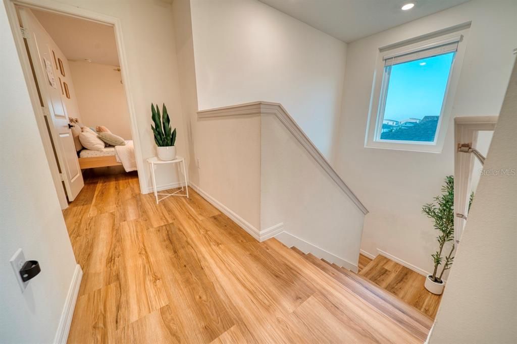 En Venta: $599,990 (5 camas, 3 baños, 2387 Pies cuadrados)